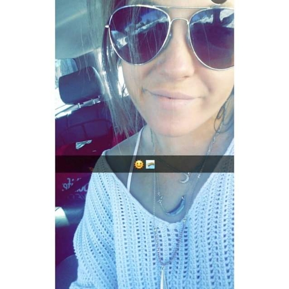 Meet your Posher, Erin - Picture 1 of 1